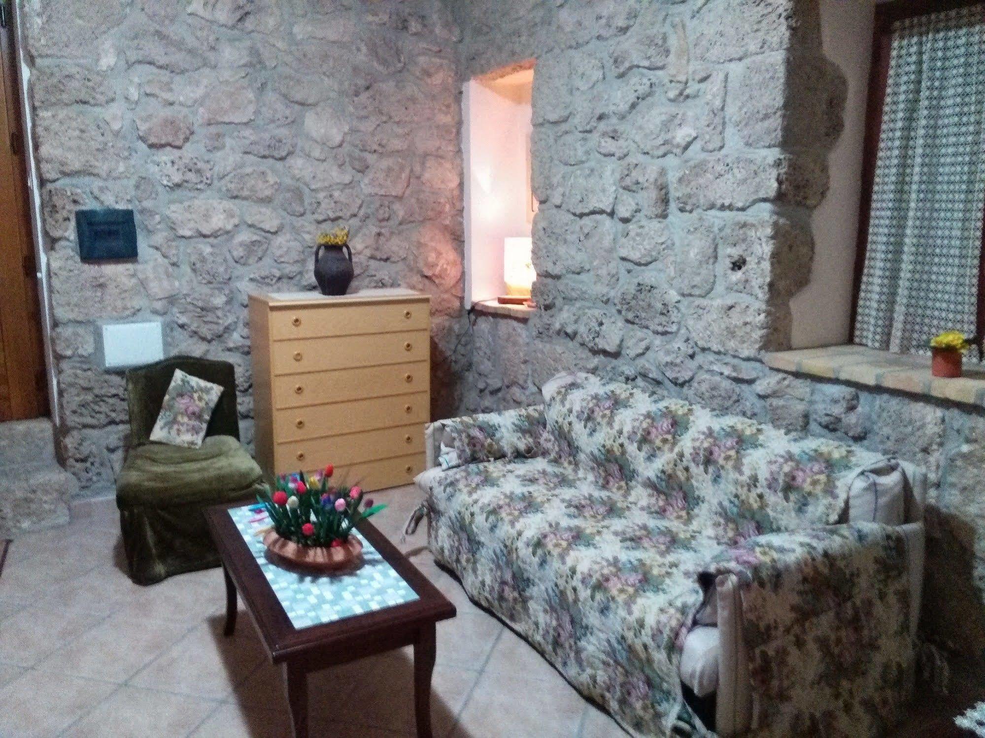 Le Pietre Ricce Apartment